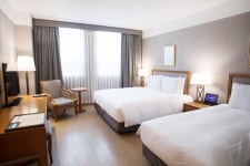 메이필드호텔, 봄맞이 1+1 패키지 판매