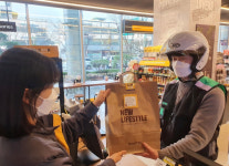 배달이 경쟁력이다…이마트24, 배달 서비스 본격 확대