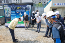 최교진 세종시교육감, 신설 학교 공사현장 방문해 근로자들 위로