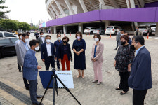 안양시의회 총무경제위원회, 종합운동장 야외수영장·박달스마트밸리 방문