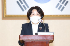 유미자 신임 강진군부군수, 3일 취임 공식 업무 시작