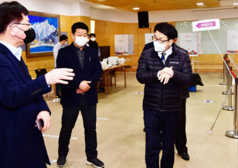 최종환 파주시장, 사전투표소 방역상황 점검