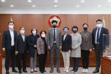 원주시의회 자치분권특별위원회 회의