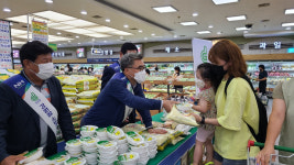 강원농협, 하나로마트 강원쌀 소비촉진 행사