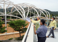 강종만 영광군수, 영광 테마식물원 승마장 현장 방문