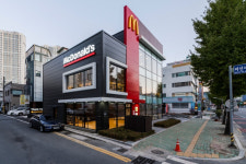 맥도날드, 친환경 드라이브 스루 신규 매장 마산석전DT점 오픈