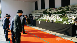 [포토] '이태원 참사' 조문하는 한동훈 법무부 장관
