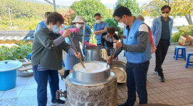 광양제철소 마음이음 재능봉사단 , 도선국사마을 두부 만들기 체험 나서