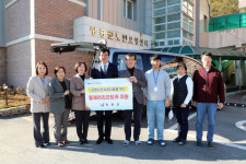 장흥군, 군립노인요양시설에 휠체어리프트카 2대 지원