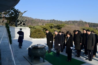 김현기 서울특별시의회 의장, 현충원 참배로 계묘년 새해 첫 일정 시작 