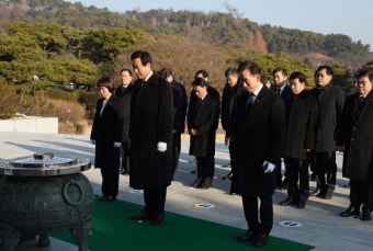 오세훈 시장, 2023 계묘년 새해 맞아 국립서울현충원 참배