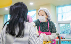 김경희 화성시의장, 새솔동 지역 초등학교 급식 과밀 문제 고심 차담회 가져