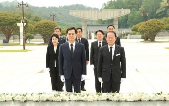 김동연, 제7공화국 출범 강조 및 개헌안 추진으로 정치적 혁신 촉구