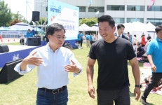 김동연 지사,  또 하나의 가족, 2023 경기도 펫스타 참석