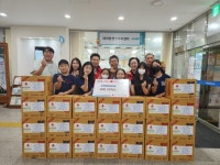 군포시 군포대야초교 학생들, 어려운 이웃 위해 라면 23박스 기탁