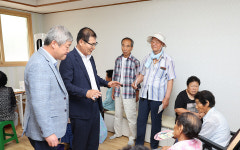 이상익 함평군수, 보건소 이동진료 현장 방문