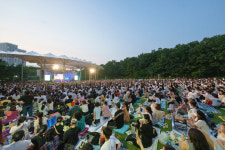 [e컬처] 2달 간의 초호화 무료 공연, 2023 파크콘서트 시작