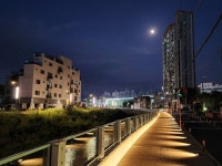 빛나는 양근천의 변신···양평군, 야간 경관조명 조성
