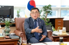 [인터뷰] 윤원균 용인특례시의회 의장 진영의 틀 벗어난 생활정치 하겠다