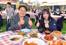 [포토] 강기정 광주시장, 제30회 광주김치축제 개막식 참석