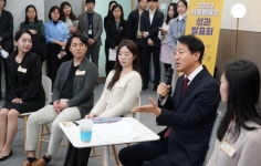 오세훈 시장, 서울 영테크 성과 간담회 참석
