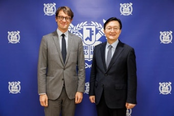 서울대 유홍림 총장, 주한 프랑스대사 접견