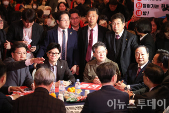 원주 찾은 한동훈 국힘 비대위원장