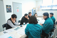 화성시의회 기획행정위원회, 양감면 수질오염 피해 복구 현장 방문