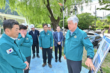 최승준 정선군수, 아라리교·녹송 공원 제방로 현장 점검
