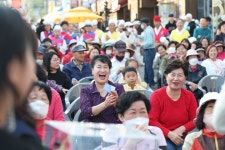 강진구, 지역축제와 골목상권 서로를 견인