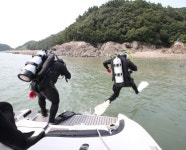 화성시·특수임무유공자회 경기도지부, 제부도 수중 정화활동 실시