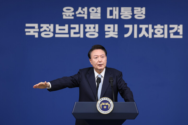 채상병 특검, 윤석열 전 대통령 대면 조사 당연 강조