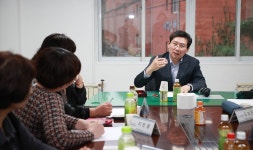 이상일 시장, 삼가동 늘푸른오스카빌 입주자 간담회 가져