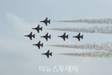 창원 진해군항제, 공군 블랙이글스 에어쇼 열린다