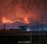 하동군 옥종면 2km 앞까지 번진 산불···하승철 군수, 밤샘 진두지휘 총력