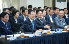 김영록 전남지사 곡성, 미래농산업과 치유 레저 핵심거점으로