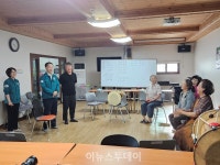 유명현 경남도 균형발전본부장, 연일 폭염에 무더위 쉼터 특별 점검