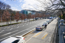 원주시, 세무서 앞·무삼공원 공영주차장 유료화…장기주차 탓