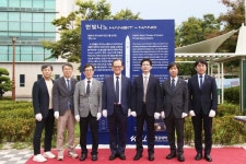 한국항공대, 한빛-나노 실물 모형 제막식 개최