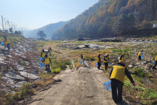 평창군시설관리공단, 팔석정 일대서 플로깅 환경 캠페인