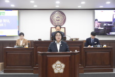 동두천시의회 이은경 의원, 공공시설 태양광 확대, 의무를 기회로