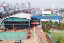 원주국민체육센터 주차장에 태양광 발전설비 설치