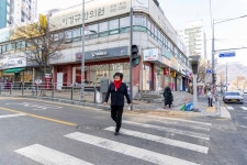 유인애 의원, 수유2동 주민센터 옆  보행자 신호등 설치 이끌어내