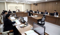 수원시의회 문체위, 새천년수영장 리모델링 현장 점검