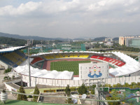 새 단장한 탄천종합운동장서 ‘한일클럽 축구 대항전’열려