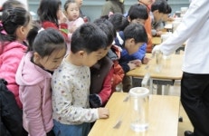 잊혀져가는 기생충 무서운 기생충, 일원초등학교에서 기생충예방교육실시