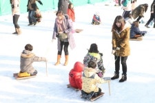 대둔산 논산 수락계곡 얼음축제, ‘인기 몰이‘