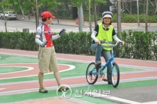 자전거 운전 제대로 할래요