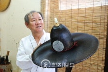 [장인 이야기] 멋스러운 옛 갓, 다시 빛을 발하다