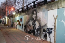 [포토] 대구 방천시장 김광석 다시 그리기 길을 가다